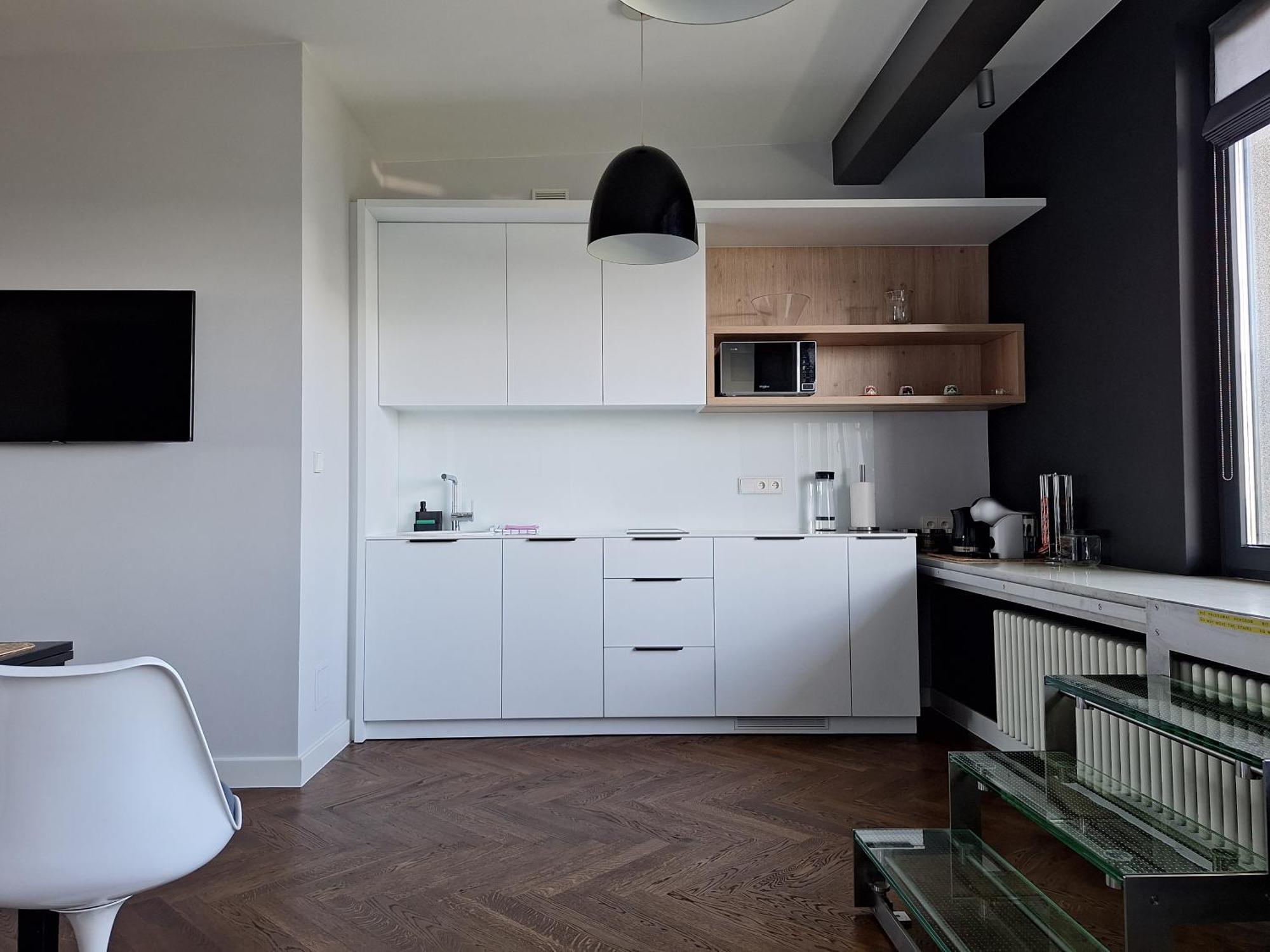 Apartament Wiejska 9 *
